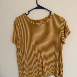 American Eagle Outfitters Yellow Striped Short Sleeve Tee
